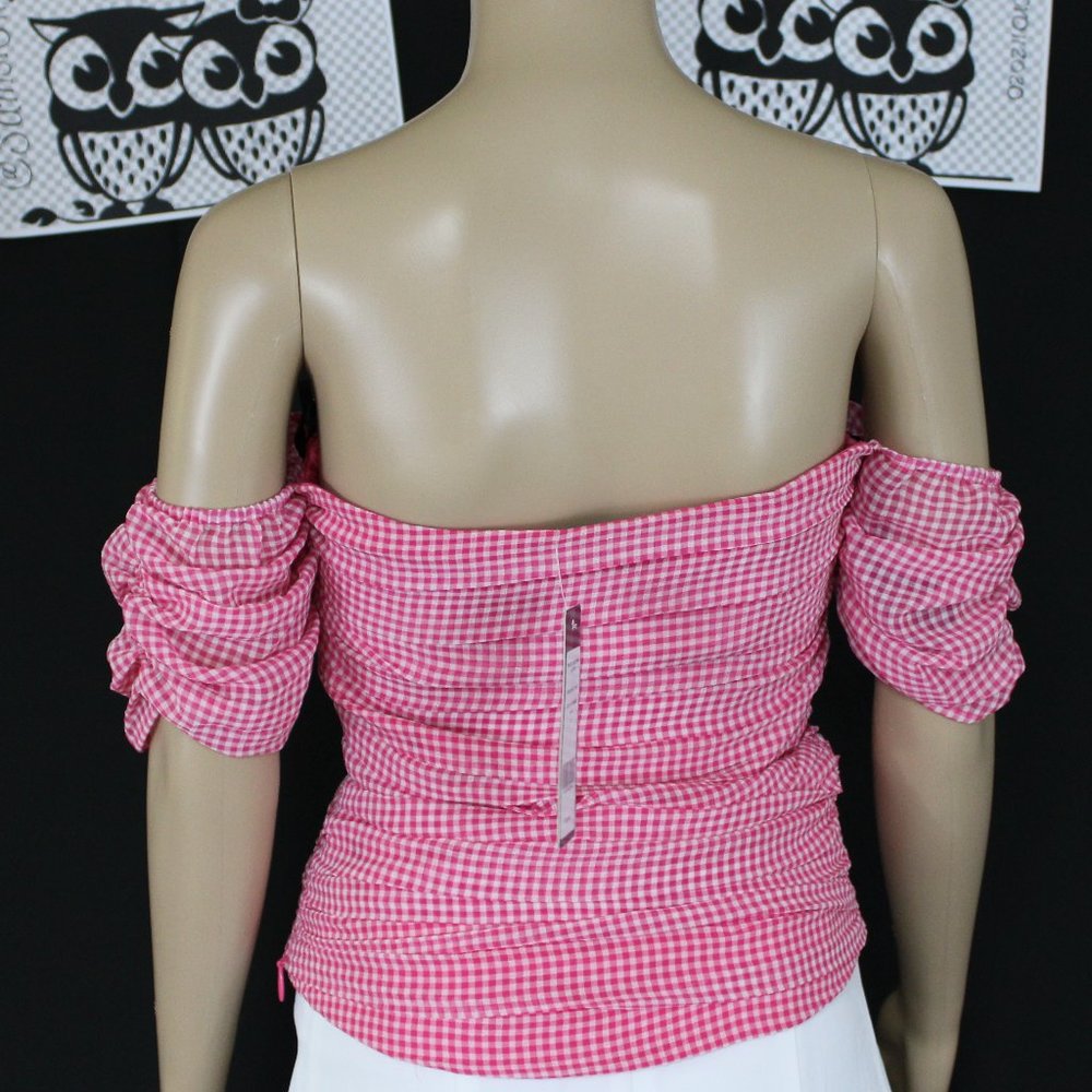 Top with Drawstring Ruching - Picture 4 of 7